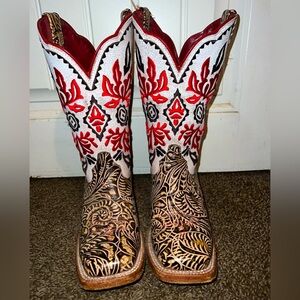 Cowgirl tooled boots